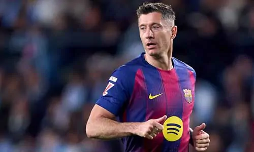 تغطية وأخبار برشلونة يرغب في الإبقاء على ليفاندوفسكي كبديل والتعاقد مع ألفاريز - كورة جول